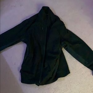 black fleece jacket